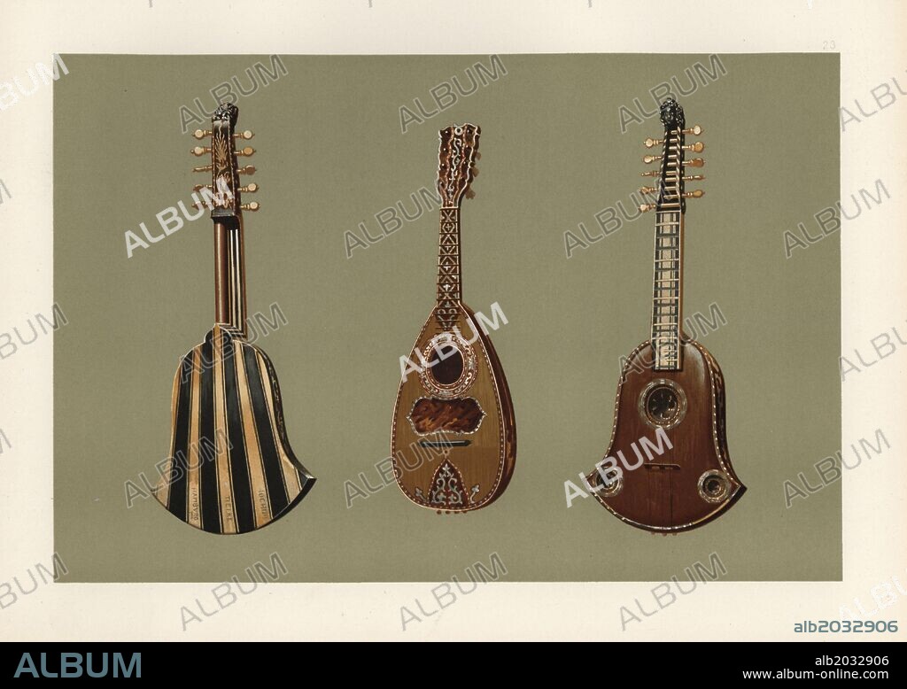 Ten-string Quintena or Chiterna (Italian guitar) in tortoiseshell with a  back of ebony and ivory, manufactured by Joachim Tielke of Hamburg in 1676  (left and right), and m - Album alb2032906