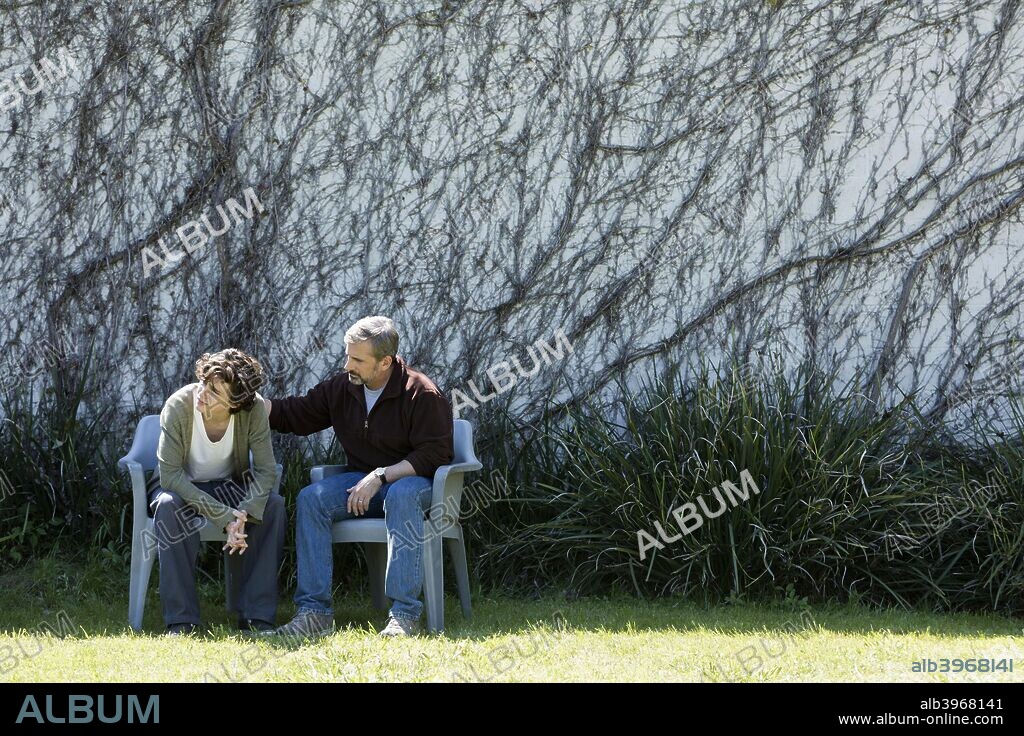 STEVE CARELL and TIMOTHEE CHALAMET in BEAUTIFUL BOY, 2018, directed by FELIX VAN GROENINGEN. Copyright AMAZON STUDIOS.