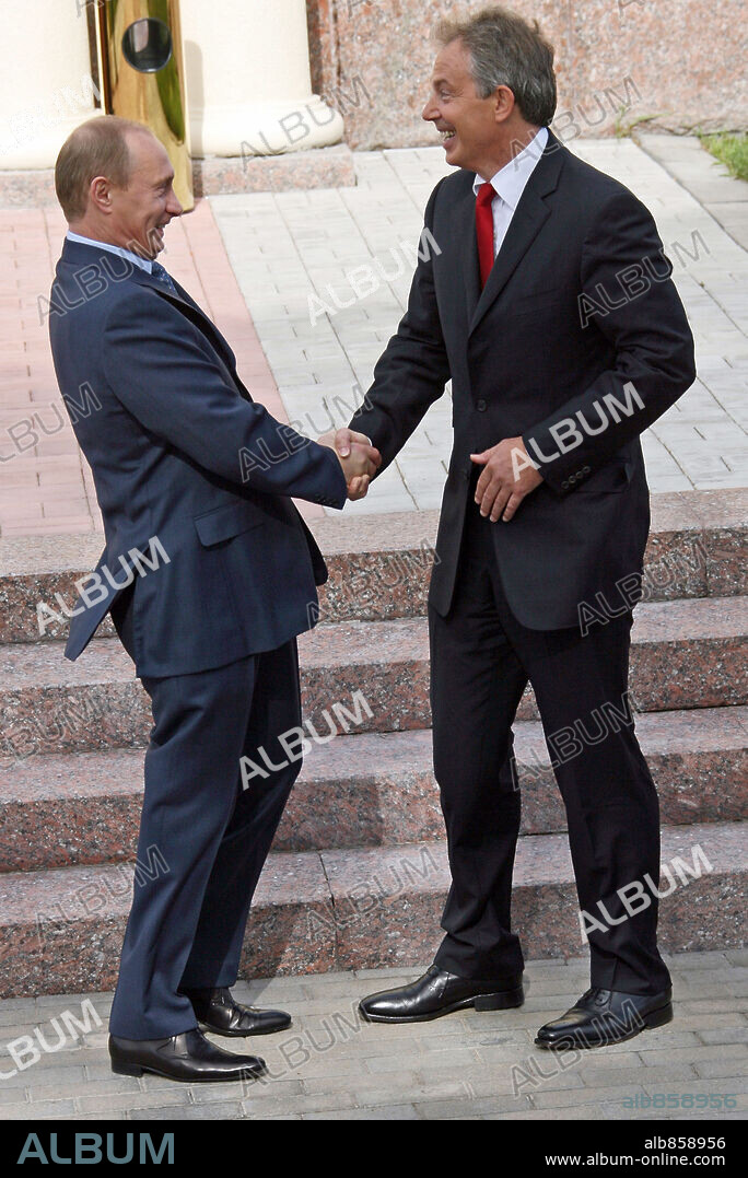 Jul 15, 2006; St. Petersburg, RUSSIA; President of Russia VLADIMIR PUTIN, left, and British Prime Minister TONY BLAIR, right, during the G8 summit meeting in Konstantinovsky Palace. Mandatory Credit: Photo by Dmitry Azarov / Kommersant / ZUMA Press. (©) Copyright 2006 by Kommersant. 15/07/2006