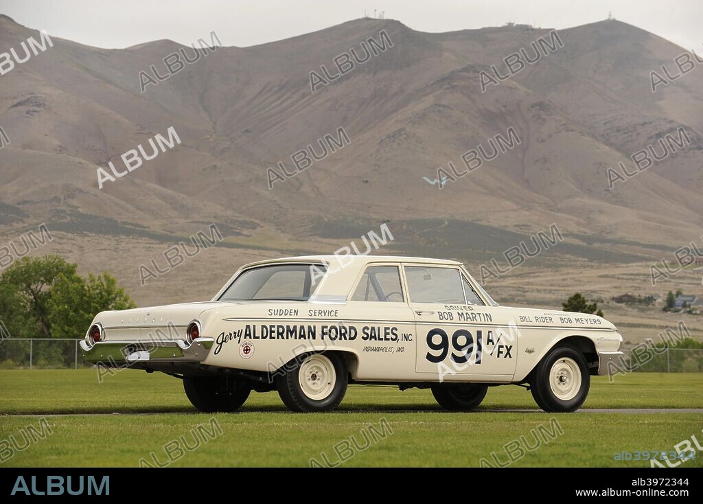 Ford Galaxie 500 race car 1962. Artist: Simon Clay. - Album alb3972344