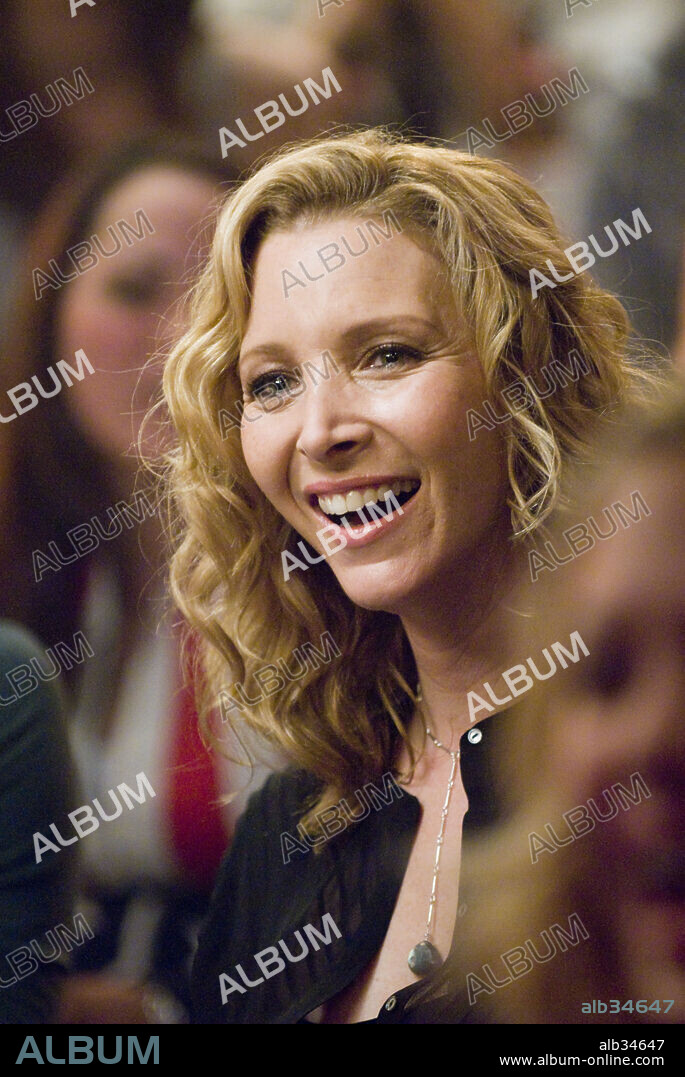 LISA KUDROW in P. S. I LOVE YOU 2007 directed by RICHARD