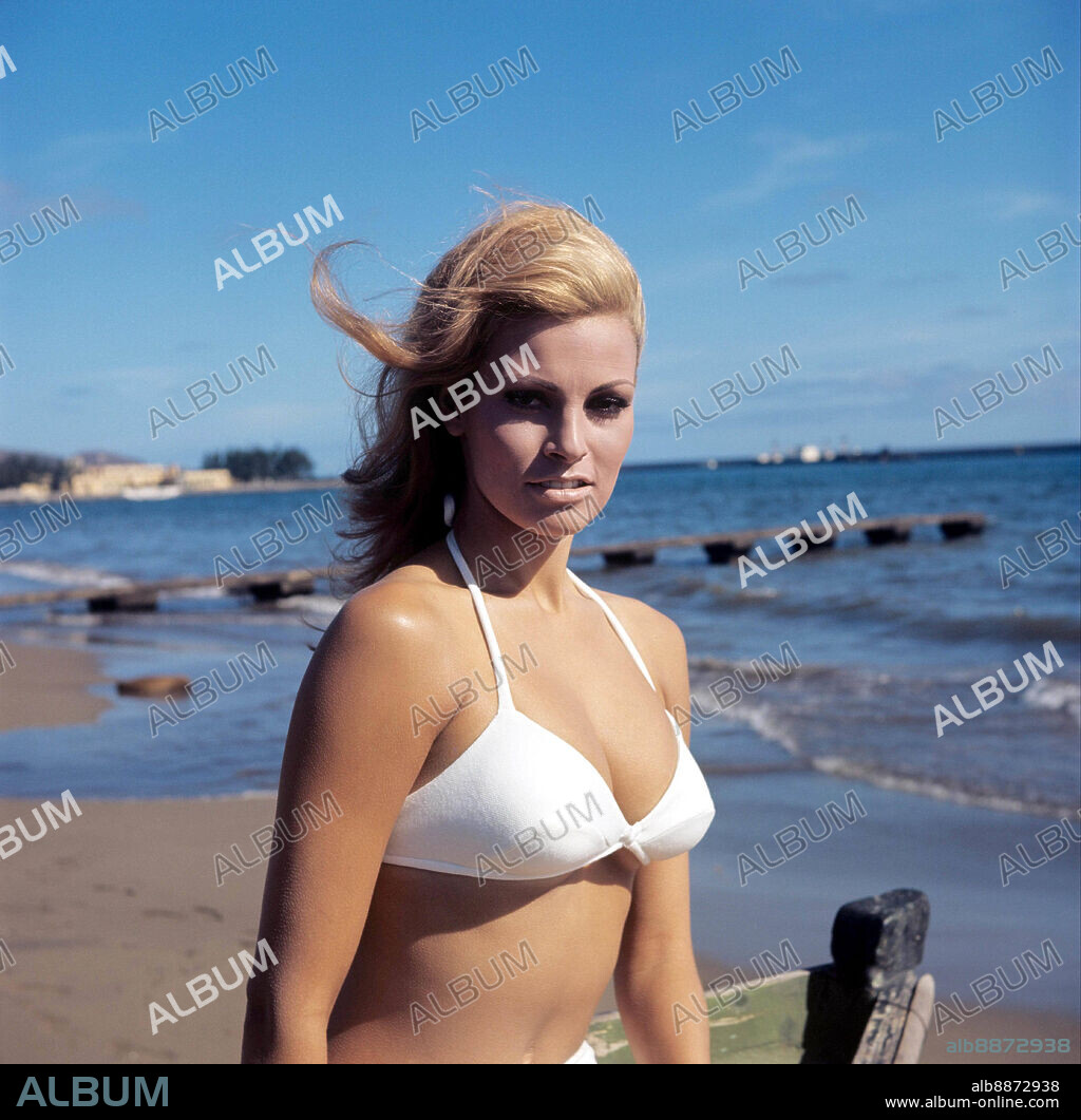 RAQUEL WELCH in FATHOM, 1967, directed by LESLIE H. MARTINSON. Copyright 20TH CENTURY FOX.