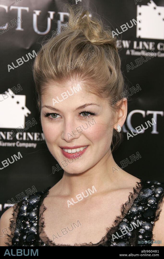 Apr 11, 2007-Westwood, CA, USA-Actress ROSAMUND PIKE at the 'Fracture' Hollywood Premiere held at the Mann Village Theatre. 11/04/2007