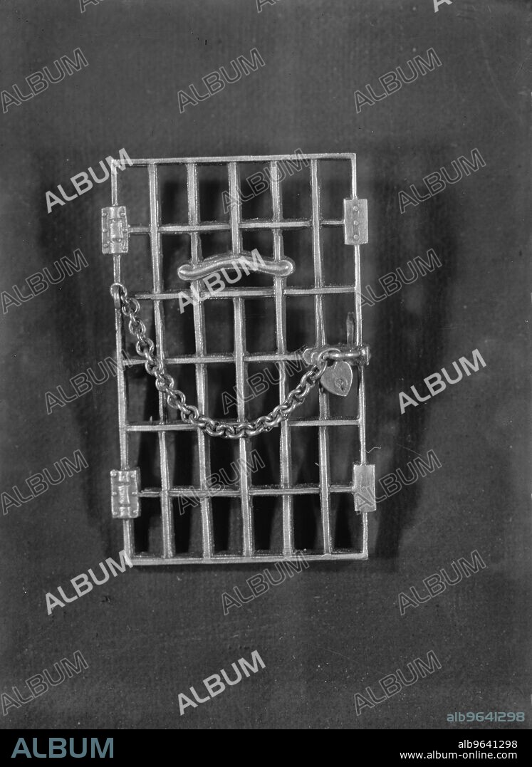 HARRIS & EWING. Woman Suffrage - Jail Pin, 1917. Creator: Harris & Ewing. -  Album alb9641298