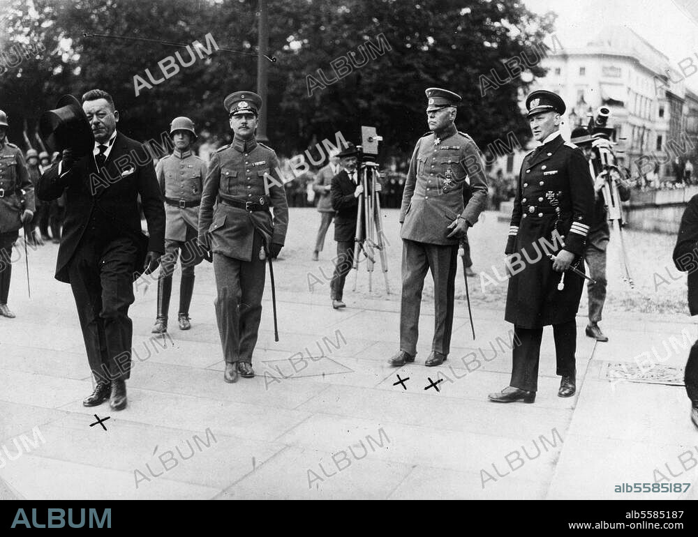 Ebert and Hans von Seeckt / Photo / c. 1921 - Album alb5585187