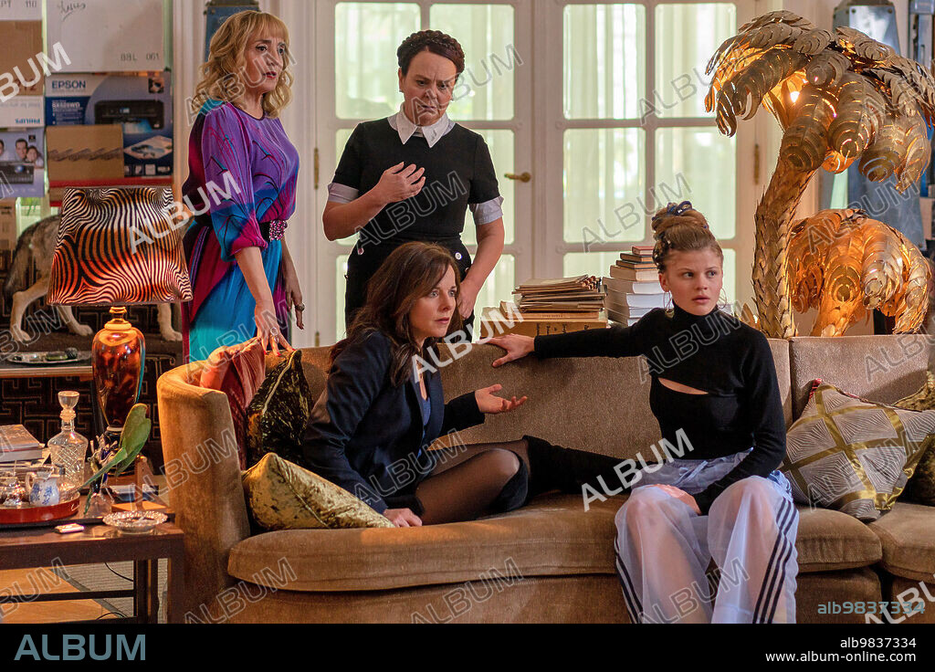 CELESTE BRUNNQUELL, DOMINIQUE BLANC, LAURE CALAMY and VERONIQUE RUGGIA in THE ORIGIN OF EVIL, 2022 (L' ORIGINE DU MAL), directed by SEBASTIEN MARNIER. Copyright AVENUE B PRODUCTIONS.