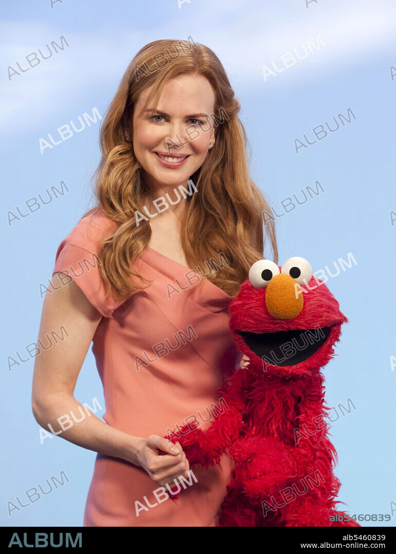 NICOLE KIDMAN en BARRIO SESAMO, 1969 (SESAME STREET), dirigida por JIM HENSON y JON STONE. Copyright Children's Television Workshop / TEAMINE, RICHARD. 42nd season.