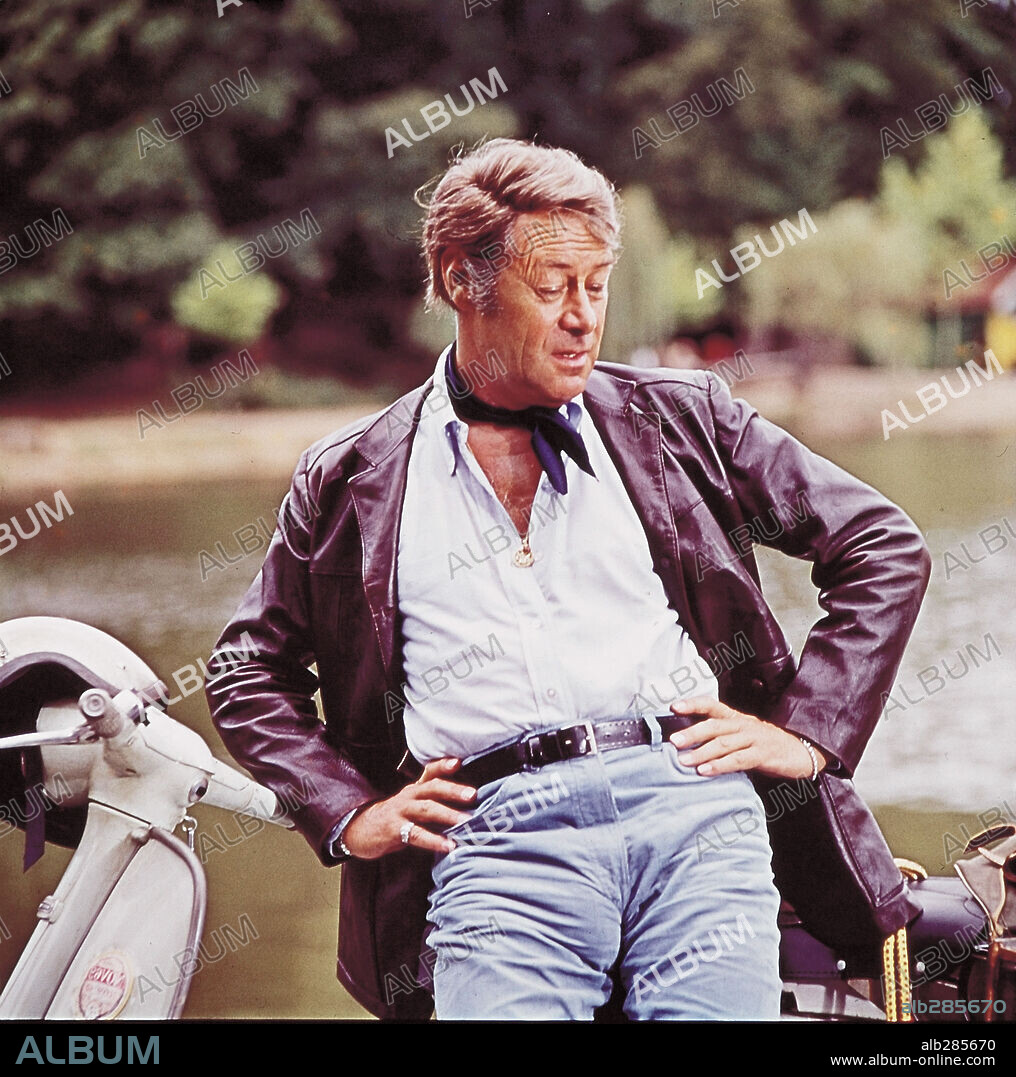 REX HARRISON in STAIRCASE, 1969, directed by STANLEY DONEN. Copyright 20TH CENTURY FOX.