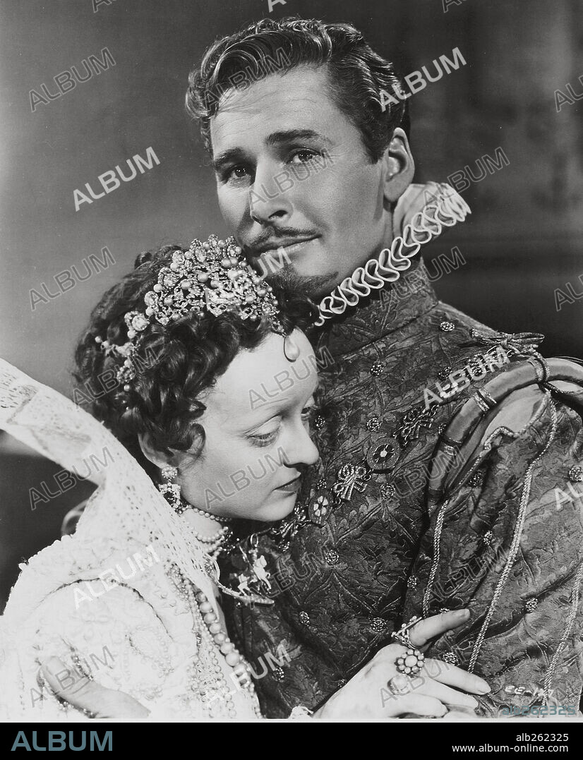 BETTE DAVIS and ERROL FLYNN in THE PRIVATE LIVES OF ELISABETH AND ESSEX, 1939, directed by MICHAEL CURTIZ. Copyright WARNER BROS.