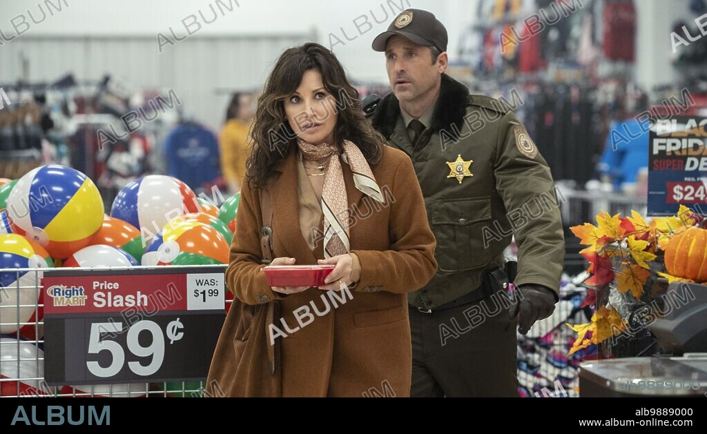 GINA GERSHON and PATRICK DEMPSEY in THANKSGIVING, 2023, directed by ELI ROTH. Copyright Cream Productions Ethereal Visage Productions Spyglass Media Group TriStar Pictures.