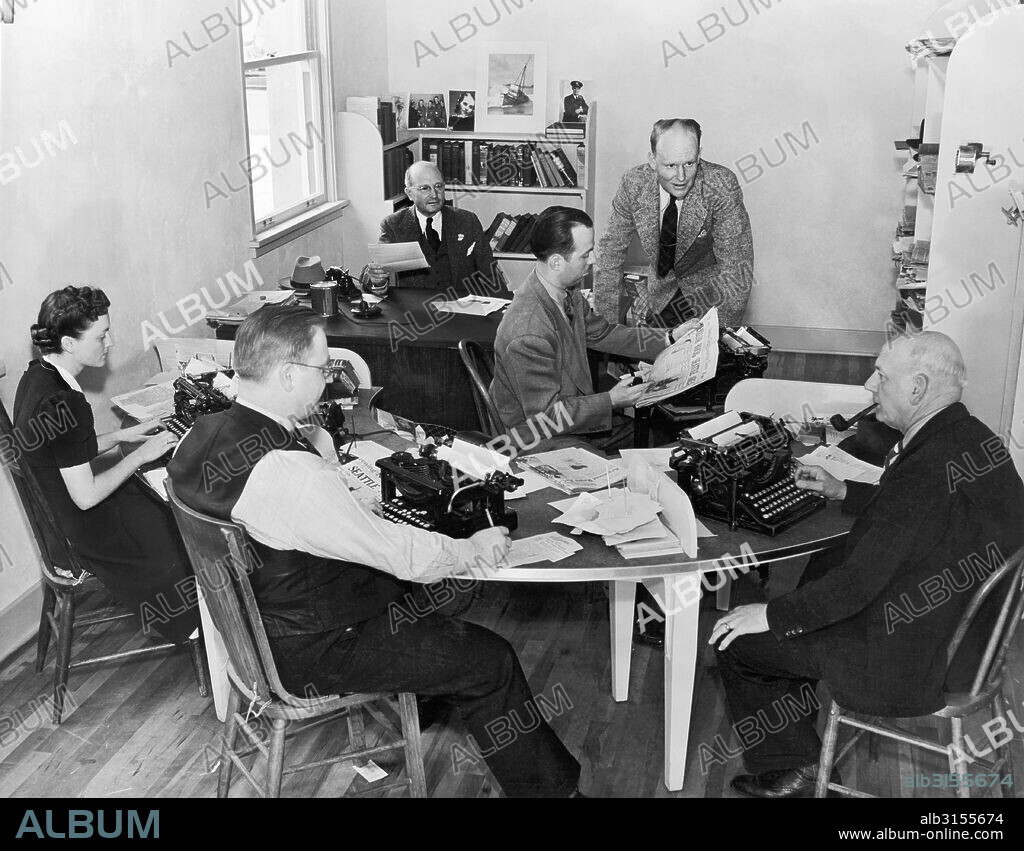 Santa Cruz California 1947 The staff at the Santa Cruz Evening