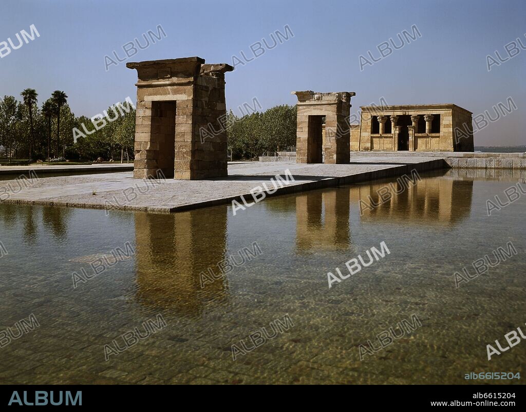 TEMPLO EGIPCIO,RESCATADO DE LAS AGUAS DE LA PRESA DE ASSUAN.