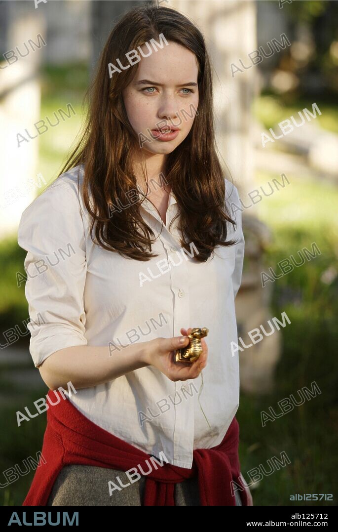 ANNA POPPLEWELL in CHRONICLES OF NARNIA: THE CHRONICLES OF NARNIA: PRINCE CASPIAN, 2008, directed by ANDREW ADAMSON. Copyright WALT DISNEY PICTURES/WALDEN MEDIA/OZUMI FILMS/SILVERBELL / BRAY, PHIL.