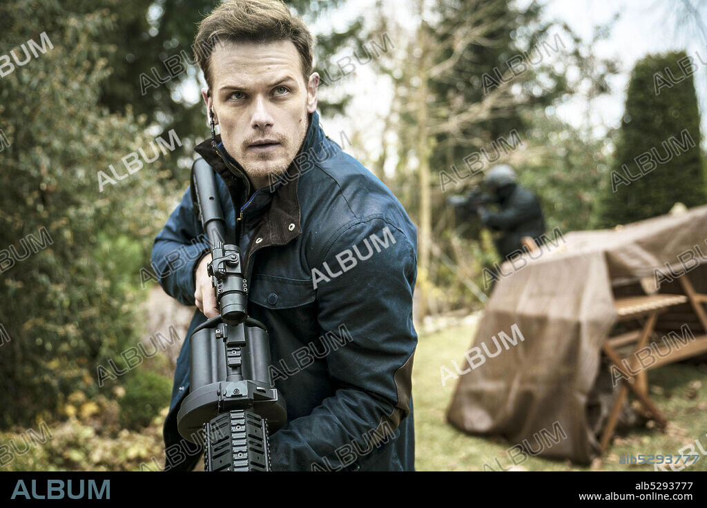 SAM HEUGHAN in SAS: RED NOTICE, 2021, directed by MAGNUS MARTENS. Copyright Hero Squared / Altitude Film Entertainment.