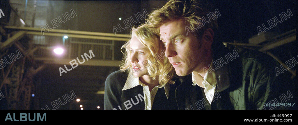 EWAN McGREGOR and NAOMI WATTS in STAY, 2005, directed by MARC FORSTER. Copyright 20TH CENTURY FOX / REED, ELI.