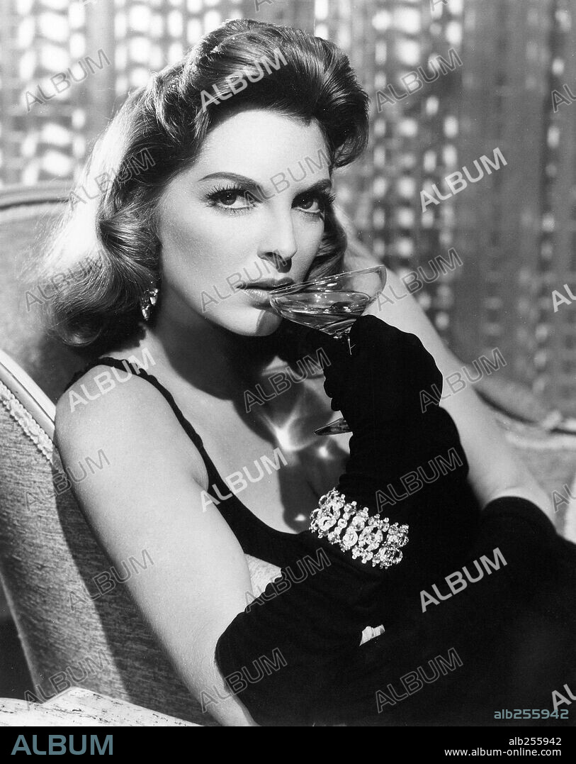 JULIE LONDON in THE THIRD VOICE, 1960, directed by HUBERT CORNFIELD.  Copyright 20TH CENTURY FOX. - Album alb255942