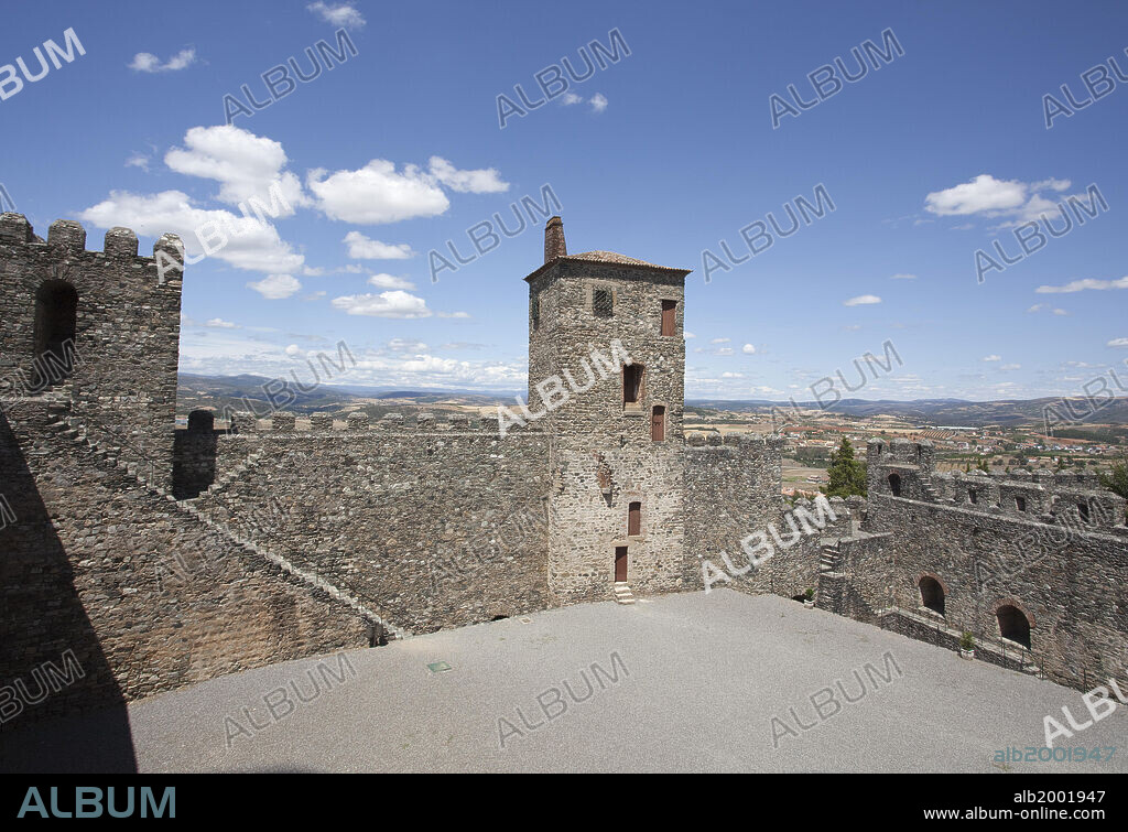 The origins of the town of Braganca go back to a series of fortified structures that were changed in the time of King Dom Afonso I into a proper walled citadel by his brother-in-law Fernao Mendes . Completed around 1130 the place was named "Brigantia" and within its walls in 1187 Dom Sancho I built the castle that still remains. The fortified nucleus of Braganca was built in the 12th century and was the property of the Benedictine monks of the Castro de Avela Monastery. The fortress was rebuilt and reinforced by late 14th century. In the center of the castle's four cylindrical towers, rises the keep (Torre de Menagem). The walls include 15 cubels and three gates, and are crowned by a patrol path.