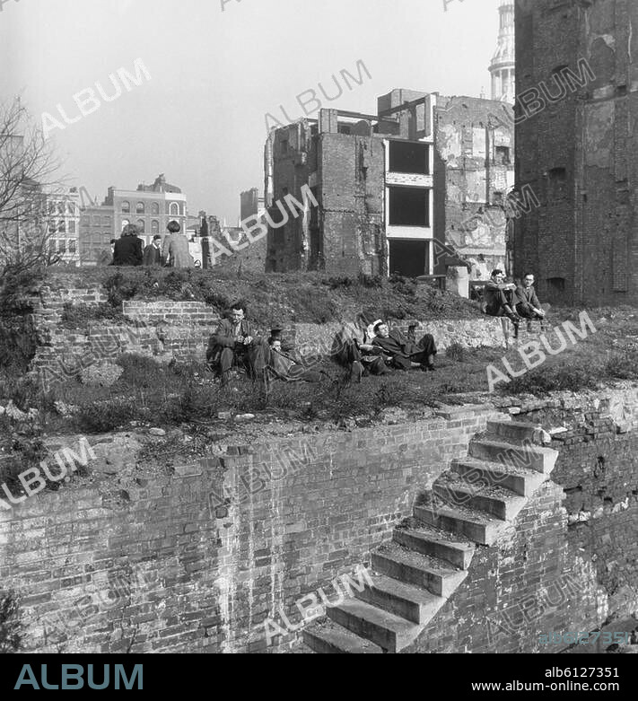 Historia de una escalera (1950)