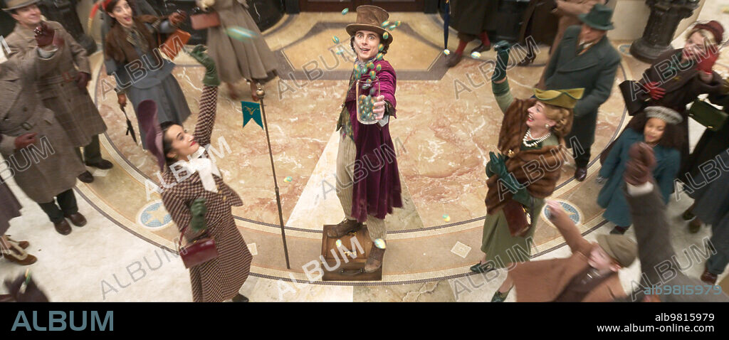 TIMOTHEE CHALAMET in WONKA, 2023, directed by PAUL KING. Copyright WARNER BROS.