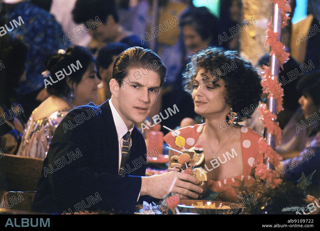 MATTHEW MODINE and MICHELLE PFEIFFER in MARRIED TO THE MOB, 1988, directed by JONATHAN DEMME. Copyright ORION PICTURES.