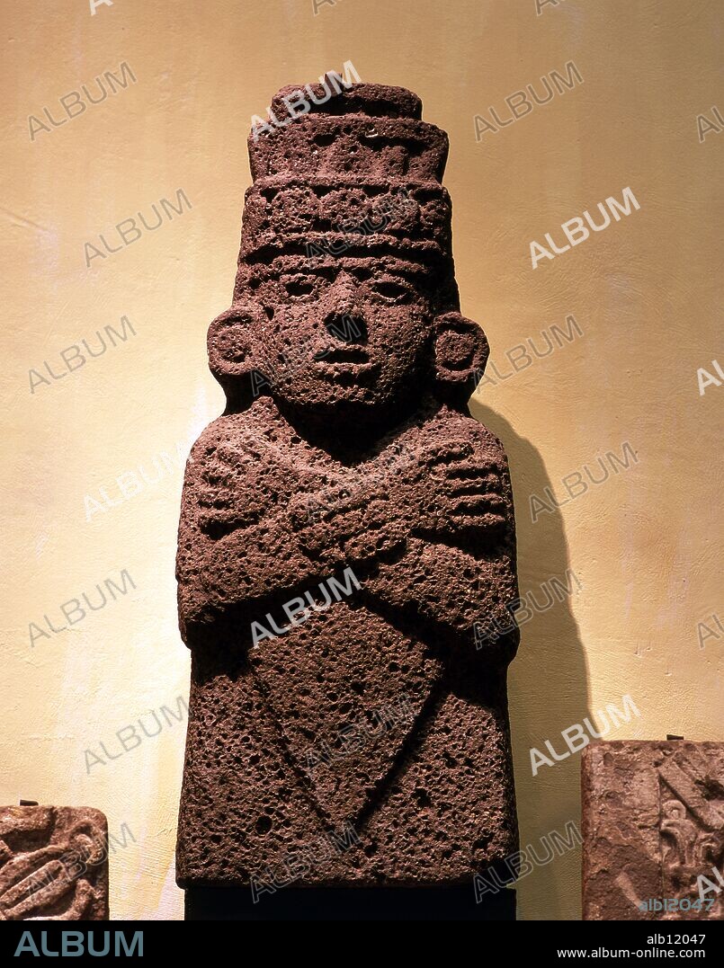 Mexico.Mexico D.F. .Museo Nacional de Antropologia.Estatua de piedra negra volcanica de Tula.Cultura Tolteca.