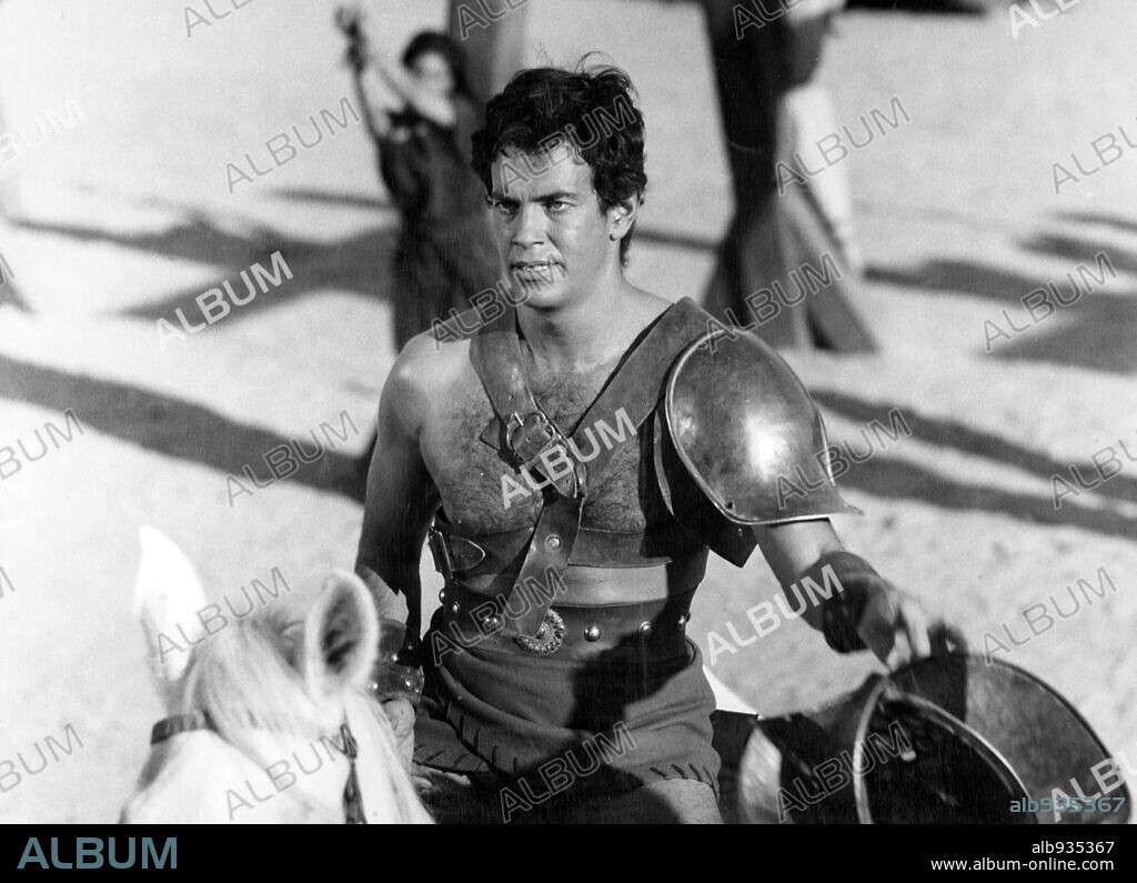 MARK DAMON in SON OF CLEOPATRA, 1964 (IL FIGLIO DI CLEOPATRA), directed by FERDINANDO BALDI. Copyright SEVEN FILMS/TIKI FILM.