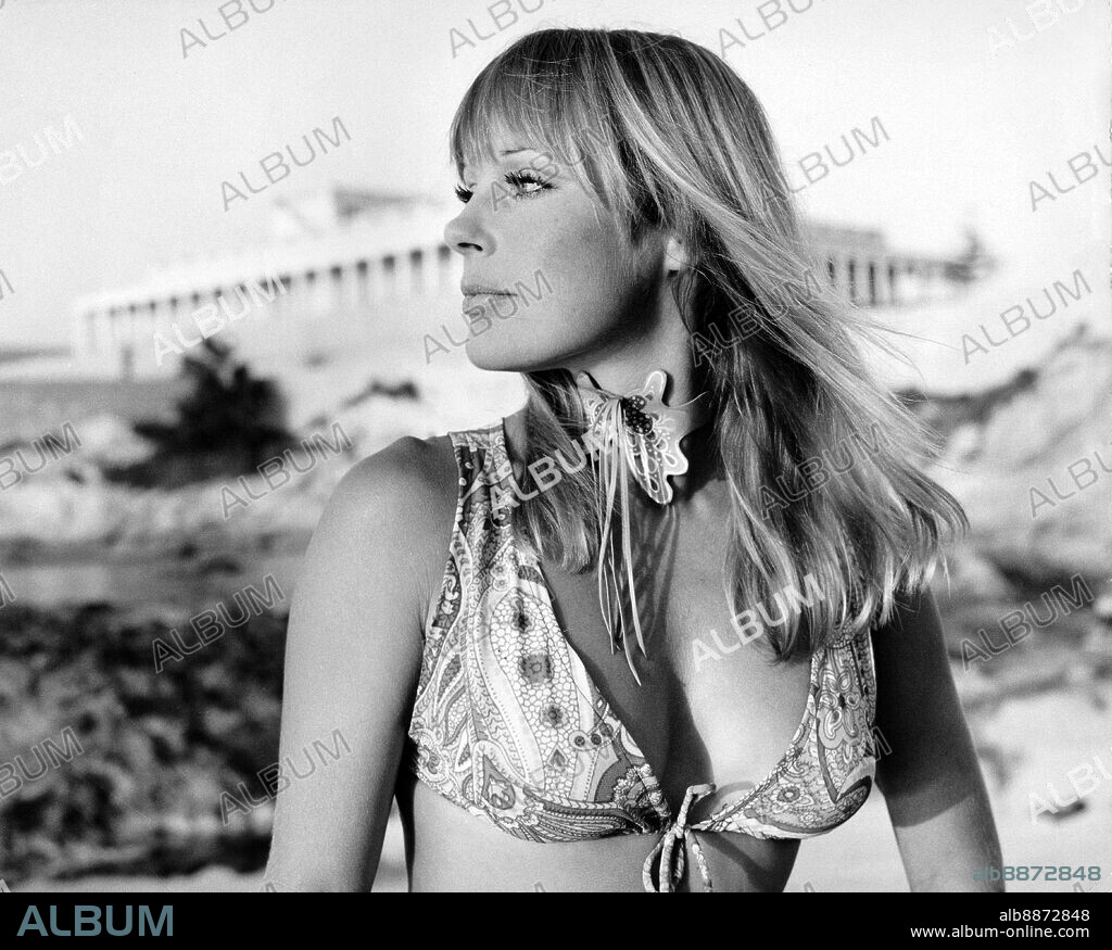 ELKE SOMMER en ZEPPELIN, 1971, dirigida por ETIENNE PERIER. Copyright  WARNER BROTHERS. - Album alb8872848