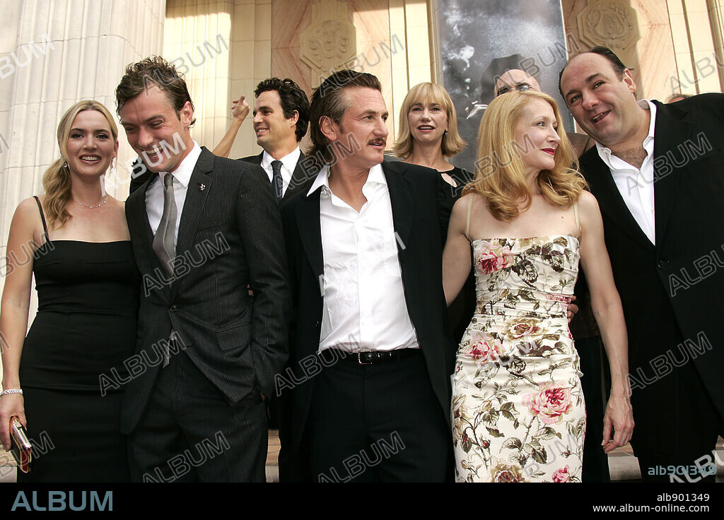 Sep 16, 2006; New Orleans, Louisiana, USA; Actors KATE WINSLET, JUDE LAW, SEAN PENN, PATRICIA CLARKSON & JAMES GANDOLFINI at the 'All The King's Men' New Orleans Premiere held at McAlister Auditorium at Tulane University. Mandatory Credit: Photo by Lisa O'Connor / ZUMA Press. (©) Copyright 2006 by Lisa O'Connor. 16/09/2006