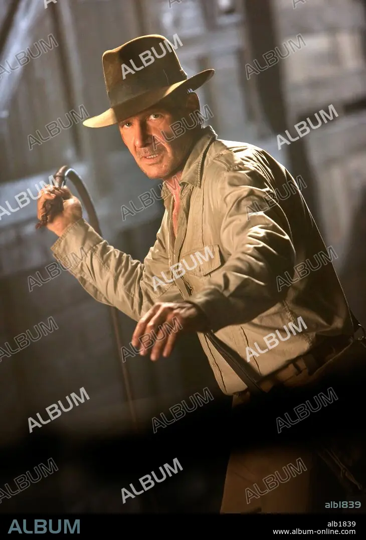 HARRISON FORD in INDIANA JONES AND THE KINGDOM OF THE CRYSTAL SKULL, 2008,  directed by STEVEN SPIELBERG. Copyright PARAMOUNT PICTURES/LUCASFILM/AMBLIN  ENTERTAINMENT/SANTO DO - Album alb37015