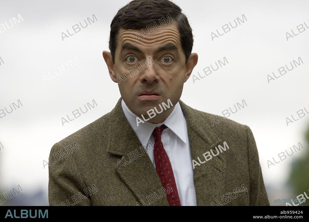 ROWAN ATKINSON in MR. BEAN'S HOLIDAY, 2007, directed by STEVE BENDELACK. Copyright STUDIO CANAL/UNIVERSAL FOCUS/WORKING TITLE FILMS.