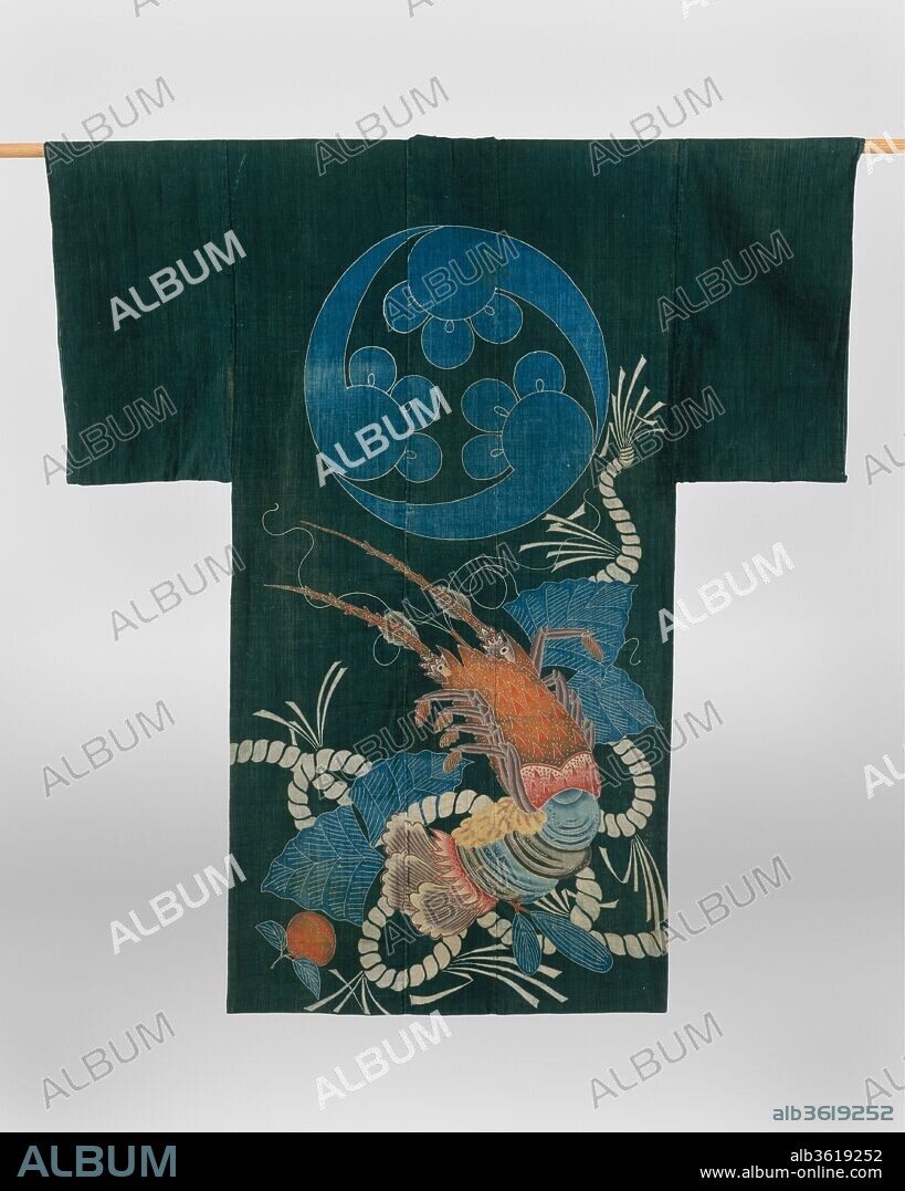 Kimono-Shaped Coverlet (Yogi) with Lobster and Crest - Album alb3619252