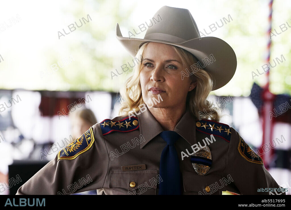 KIM DICKENS in BRIARPATCH, 2020, directed by COLIN BUCKSEY and DESIREE AKHAVAN. Copyright PARAMOUNT TELEVISION.