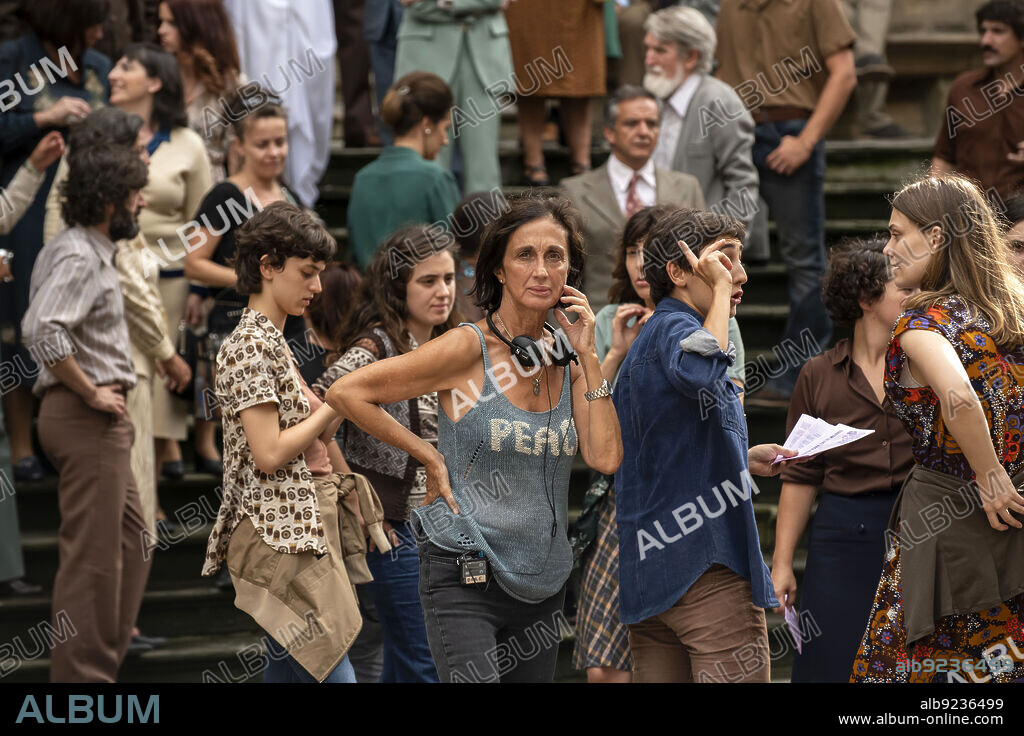 ALICIA FALCO and SILVIA MUNT in LAS BUENAS COMPAÑIAS, 2023, directed by SILVIA MUNT. Copyright FILMAX.