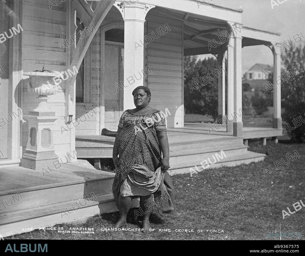 Princess Anaziene, Granddaughter of King George of Tonga, Burton Brothers  studio, photography studio, 29 July 1884, New Zealand, black-and-white  photography, Tongan woman - Album alb9367575