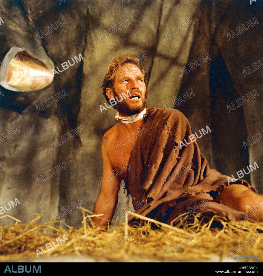 CHARLTON HESTON in PLANET OF THE APES, 1968, directed by FRANKLIN J. SCHAFFNER. Copyright 20TH CENTURY FOX.