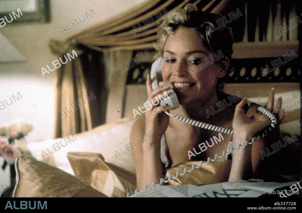 SHARON STONE in THE MUSE, 1999, directed by ALBERT BROOKS. Copyright OCTOBER FILMS.