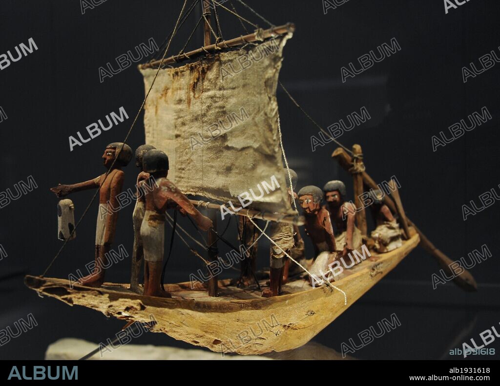 Egyptian Art. Boat. From the tomb of Wadjet-hotep at Sedment. Wood. 7th-11th Dynasty. c. 2150-2050 B.C. Ny Carlsberg Glyptotek. Copenhagen. Denmark.