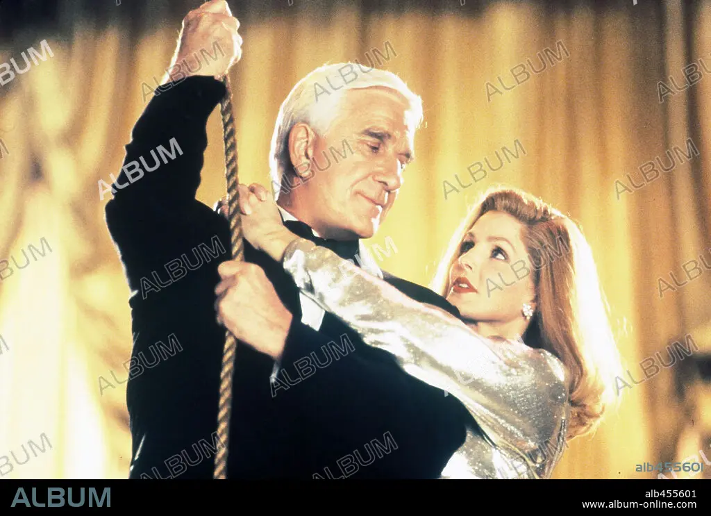 Leslie Nielsen And Priscilla Presley In Naked Gun The Final Insult Directed By
