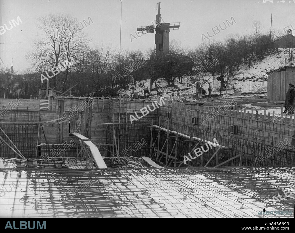 GÖTEBORG 1936-02-21.. Bygget av Lisebergsbadet. *** Local Caption ...