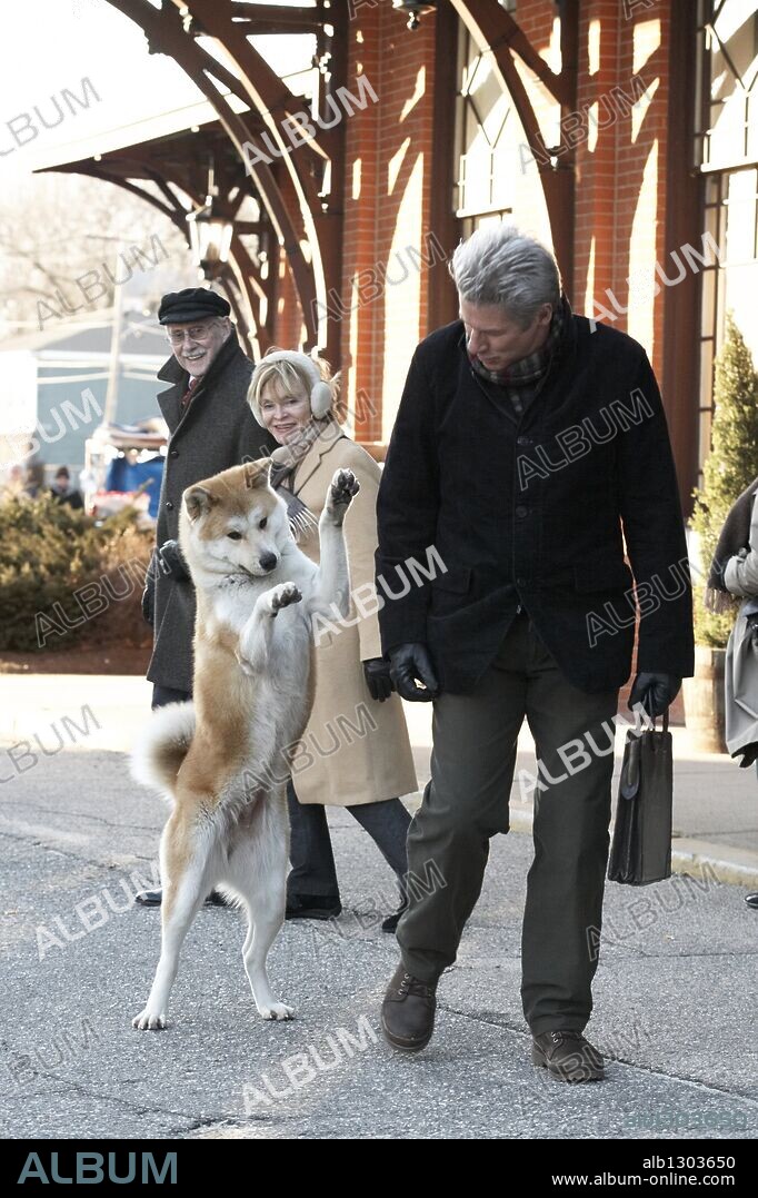 RICHARD GERE in HACHIKO: A DOG'S STORY, 2009, directed by LASSE HALLSTROM. Copyright GRAND ARMY ENTERTAINMENT.