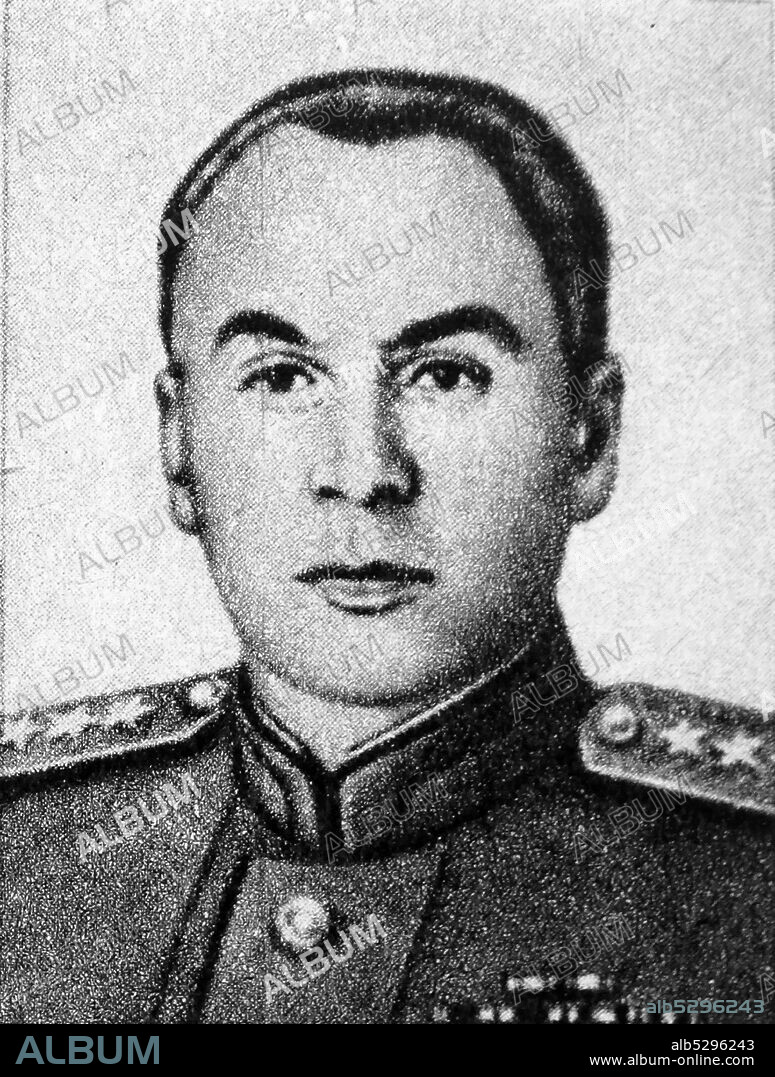 Aleksei Innokentievich Antonov (1896 – 1962) General of the Soviet Army -  Album alb5296243