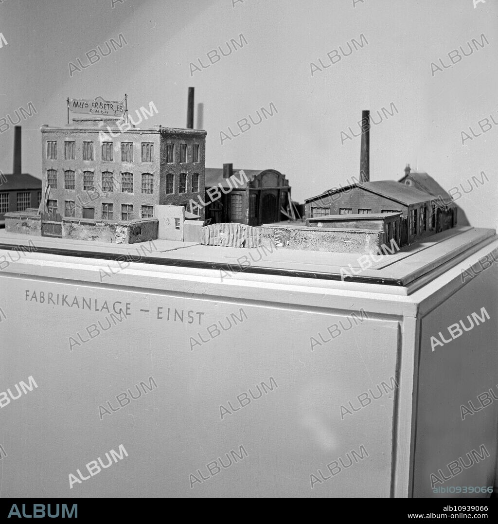 Exhibition with planned architecture in Nazi Germany, 1930s.