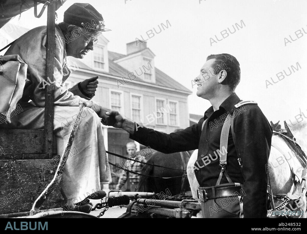 WILLIAM HOLDEN en MISIÓN DE AUDACES, 1959 (THE HORSE SOLDIERS), dirigida por JOHN FORD. Copyright UNITED ARTISTS.