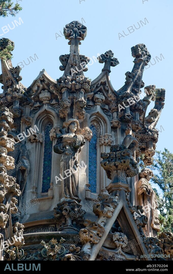 EUSEBI ARNAU I MASCORT and ANTONI MARÍA GALLISSÀ I SOQUÉ. Eusebi Arnau and the Juyol brothers (sculptors); Antoni María Gallissà (architect) / "Pantheon of the family of the Riva" (detail), 1894, Funerary set, Montjuic Cemetery.