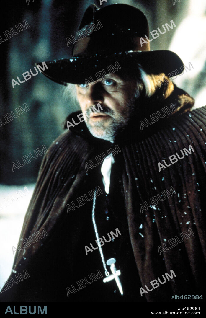 ANTHONY HOPKINS in DRACULA, 1992, directed by FRANCIS FORD COPPOLA. Copyright COLUMBIA PICTURES.