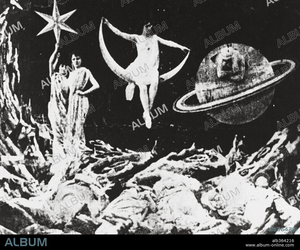 VOYAGE TO THE MOON, 1902 (LE VOYAGE DANS LA LUNE), directed by GEORGES MELIES. Copyright MELIES.