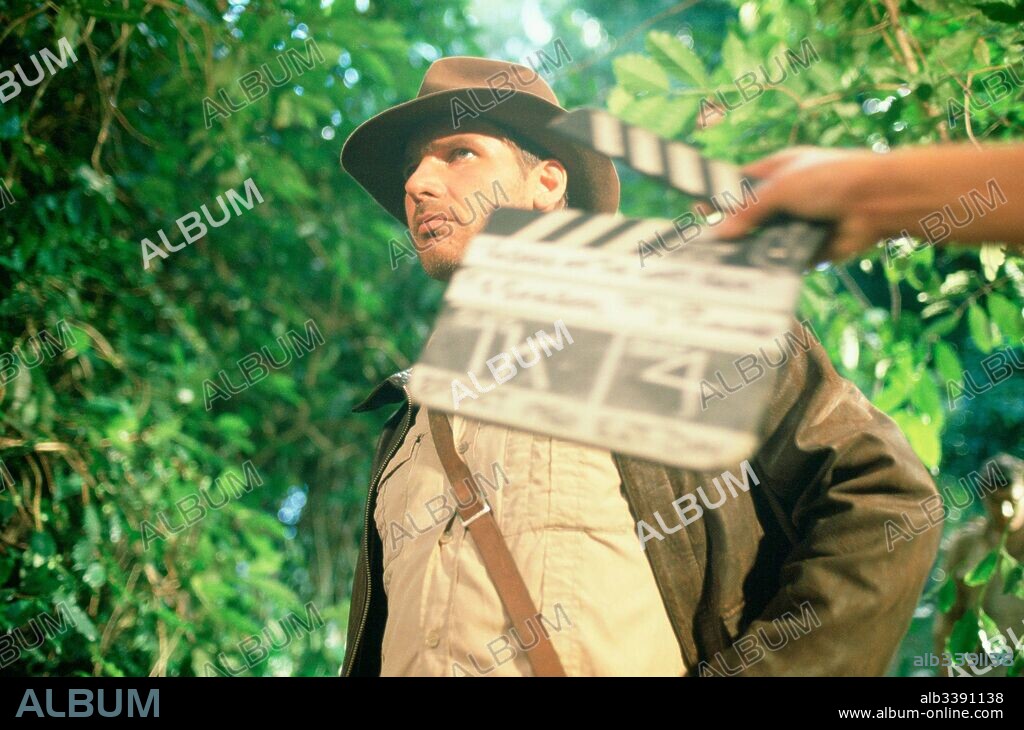 HARRISON FORD in RAIDERS OF THE LOST ARK, 1981, directed by STEVEN SPIELBERG. Copyright LUCASFILM LTD/PARAMOUNT.