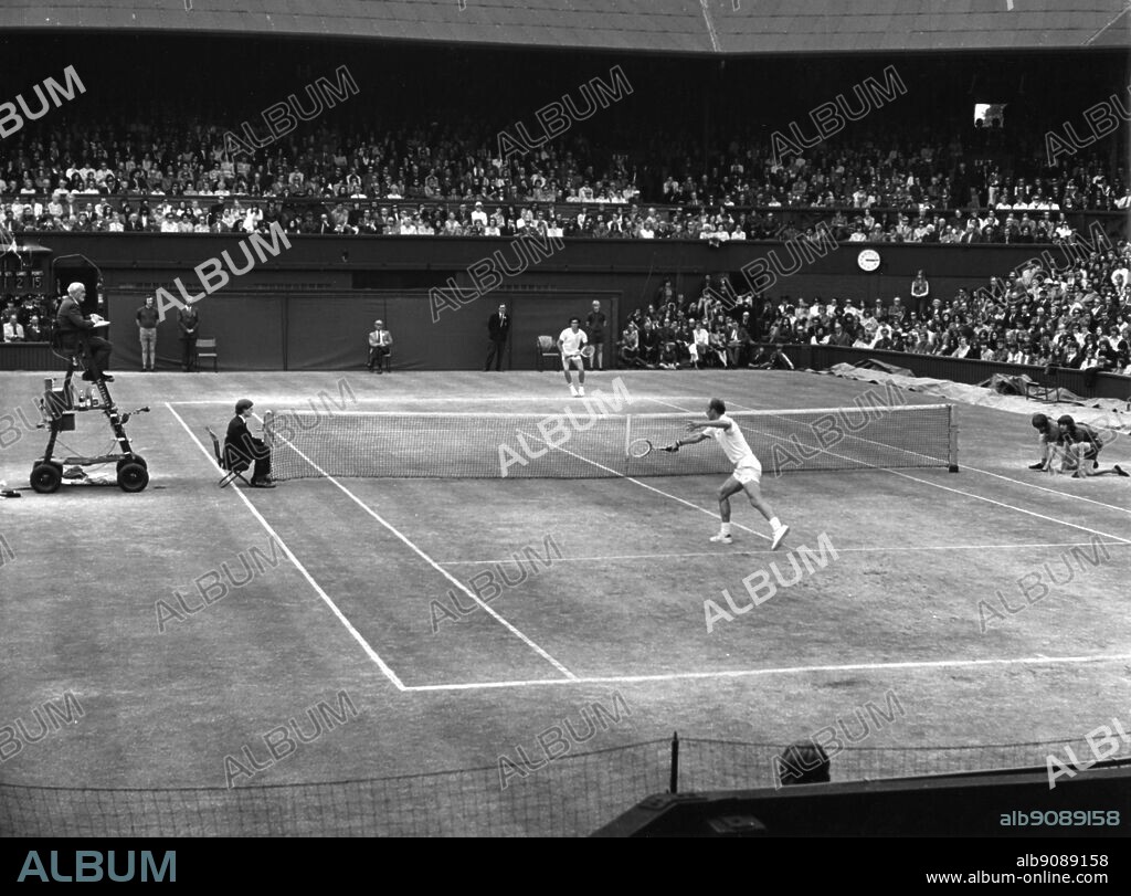 Smith v. Nastase in 1972 . Stan Smith born December 14 1946 in