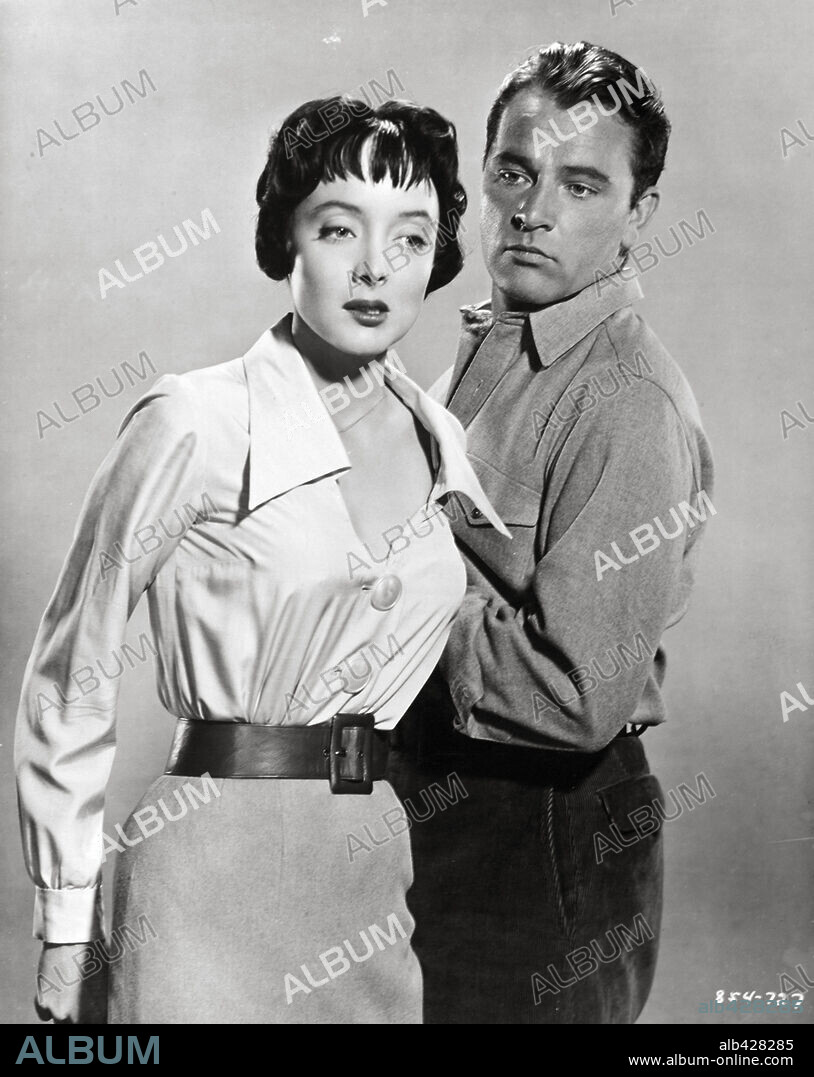 CAROLYN JONES and RICHARD BURTON in ICE PALACE, 1960, directed by VINCENT SHERMAN. Copyright WARNER BROTHERS.