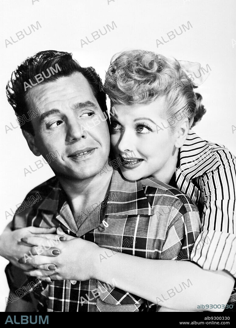 DESI ARNAZ and LUCILLE BALL in LONG, LONG TRAILER, THE, 1954, directed ...